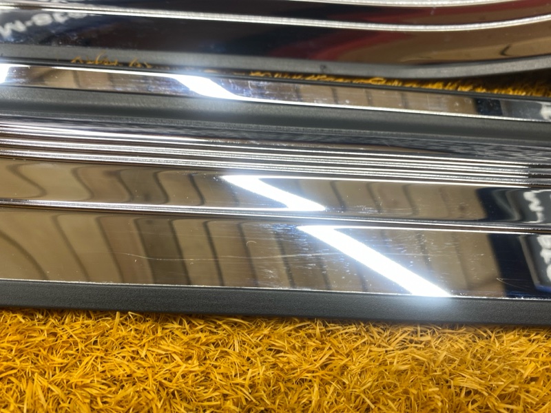 Накладка на порог салона, 2500 рублей, Красноярск