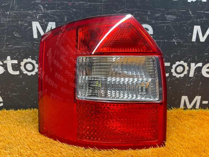 Фонарь задний, 2000 рублей, Красноярск