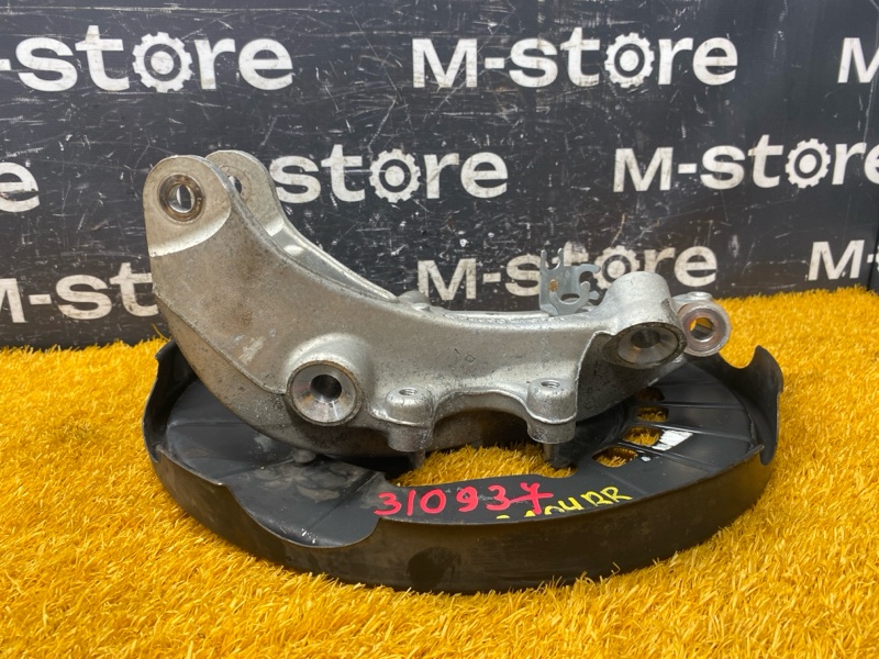 кулак поворотный, 2000 рублей, Красноярск