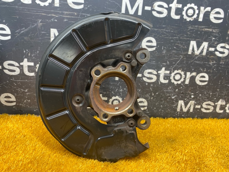 кулак поворотный, 1300 рублей, Красноярск