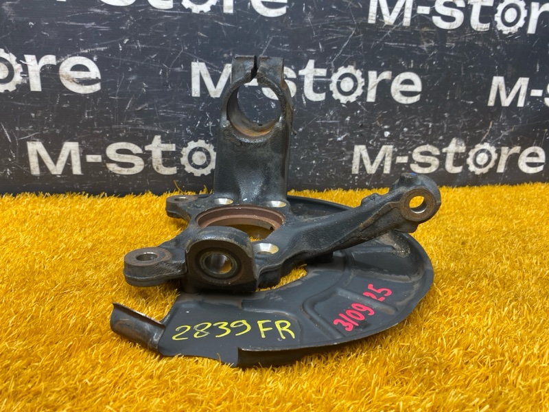 кулак поворотный, 1300 рублей, Красноярск