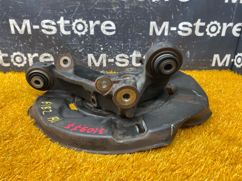 кулак поворотный, 1800 рублей, Красноярск