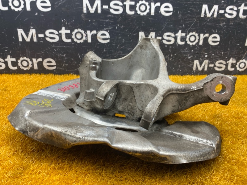 кулак поворотный, 2000 рублей, Красноярск