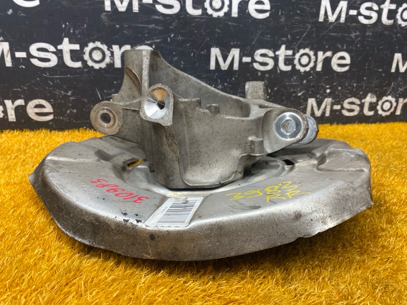 кулак поворотный, 2000 рублей, Красноярск