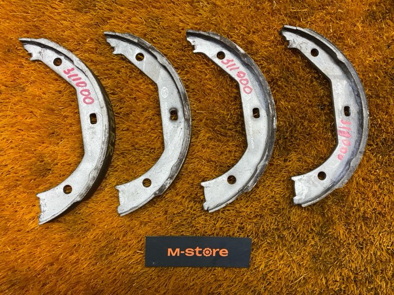 Колодки ручника, 1000 рублей, Красноярск