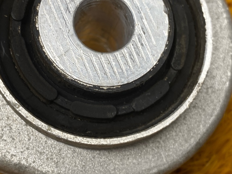 Рычаг подвески нижний, 1000 рублей, Красноярск