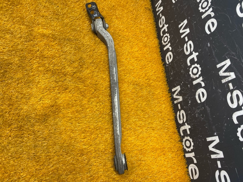 Рычаг подвески нижний, 1000 рублей, Красноярск