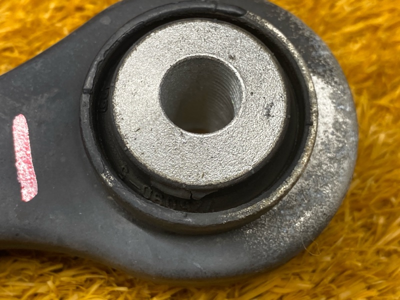 Рычаг подвески верхний, 500 рублей, Красноярск