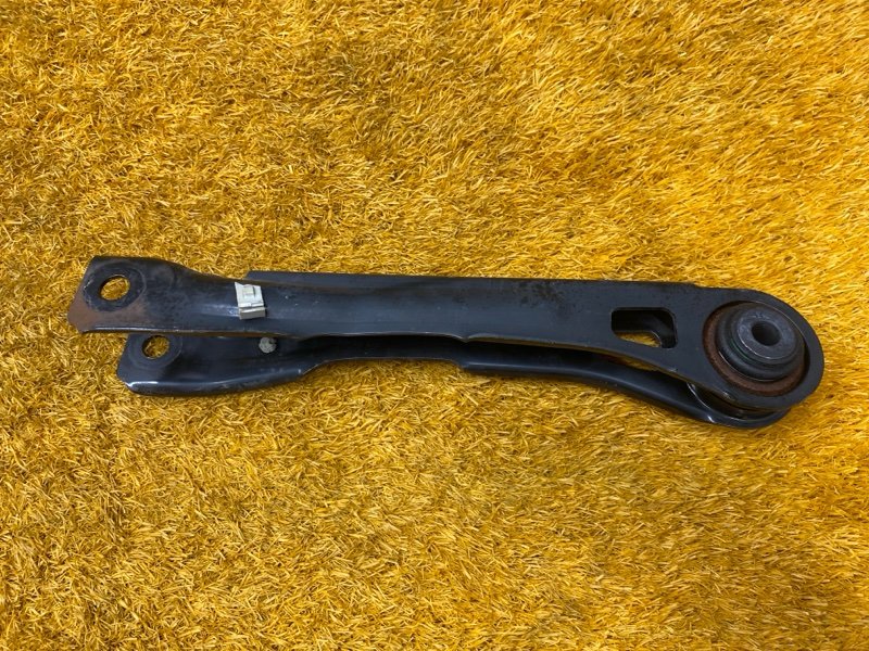 Рычаг подвески верхний, 1000 рублей, Красноярск