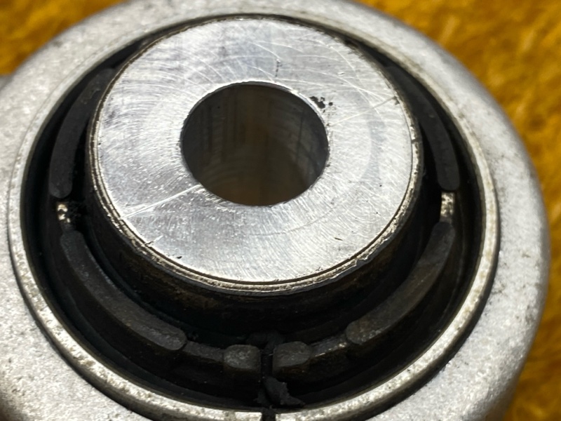 Рычаг подвески верхний, 1000 рублей, Красноярск