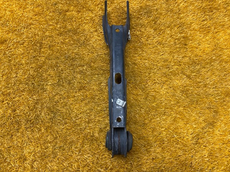 Рычаг подвески верхний, 1000 рублей, Красноярск