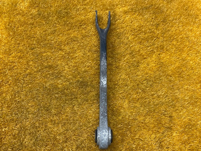 Рычаг подвески нижний, 500 рублей, Красноярск