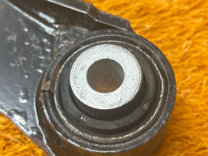 Рычаг подвески верхний, 1500 рублей, Красноярск