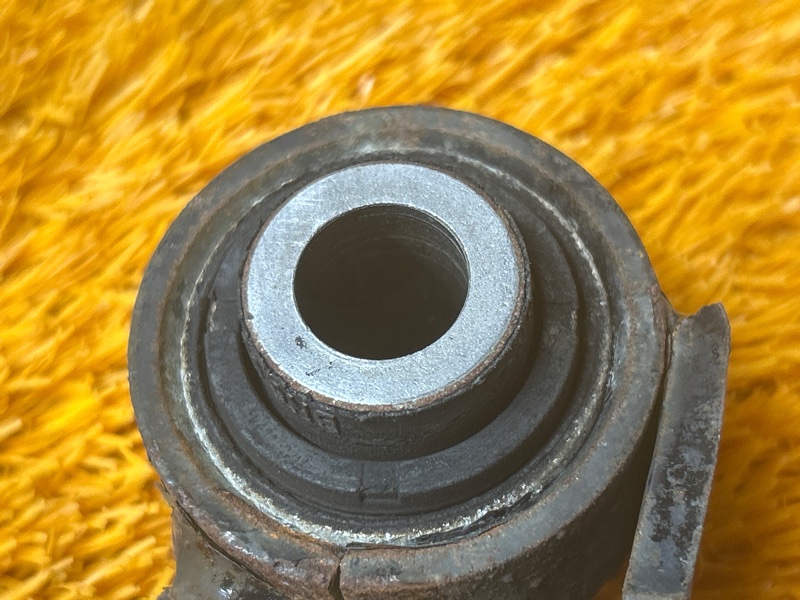 Рычаг подвески верхний, 1500 рублей, Красноярск