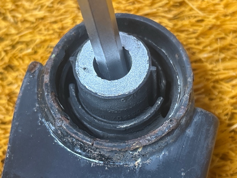 Рычаг подвески нижний, 1000 рублей, Красноярск