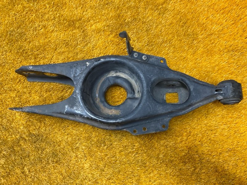 Рычаг подвески нижний, 5700 рублей, Красноярск