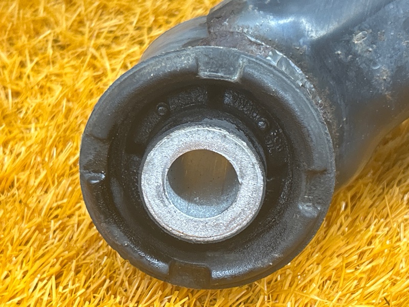 Балка поперечная (подрамник), 3000 рублей, Красноярск