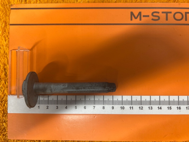 Болт развальный, 600 рублей, Красноярск