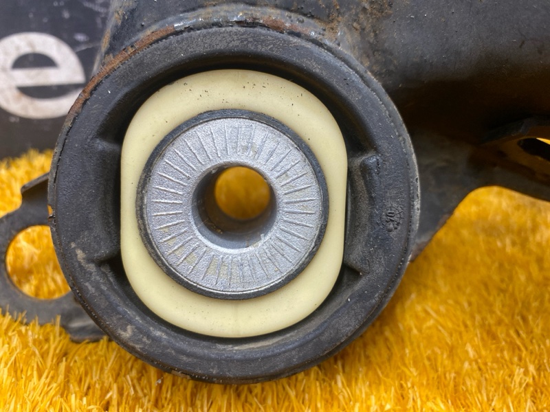 Балка поперечная (подрамник), 4000 рублей, Красноярск