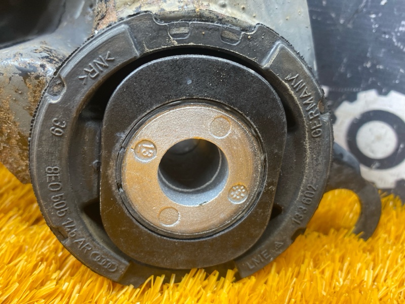 Балка поперечная (подрамник), 4000 рублей, Красноярск