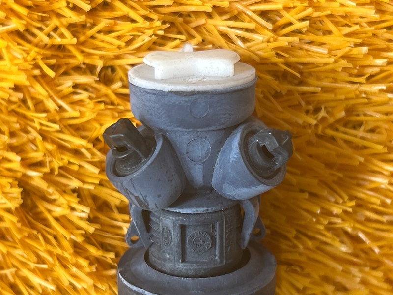 Форсунка омывателя фары, 2000 рублей, Красноярск