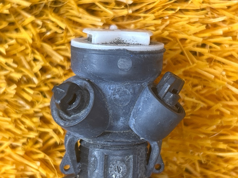 Форсунка омывателя фары, 2500 рублей, Красноярск