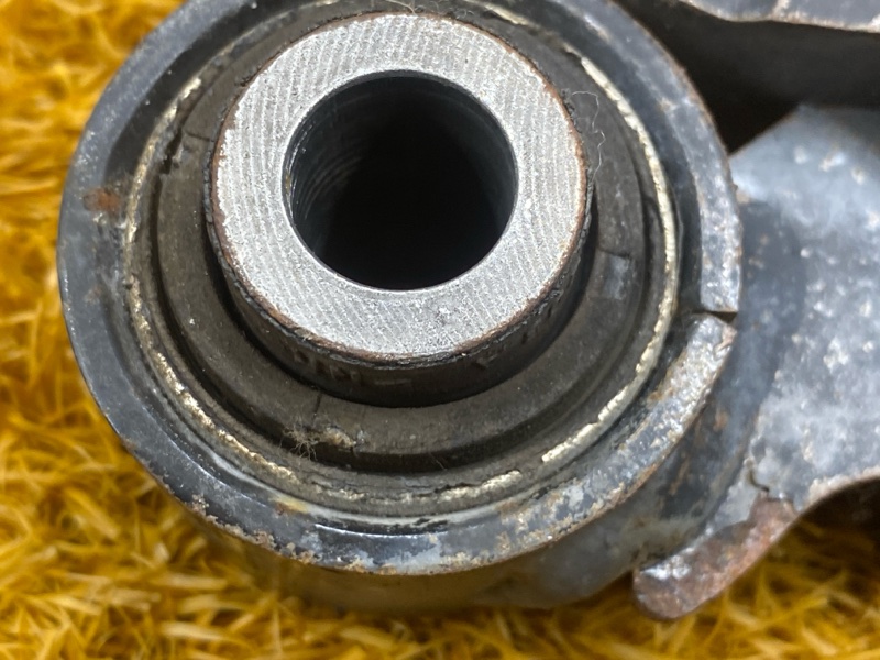 Рычаг подвески верхний, 1500 рублей, Красноярск