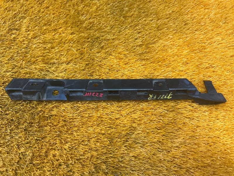 кронштейн порога, 400 рублей, Красноярск