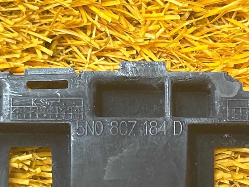 крепление бампера, 1300 рублей, Красноярск