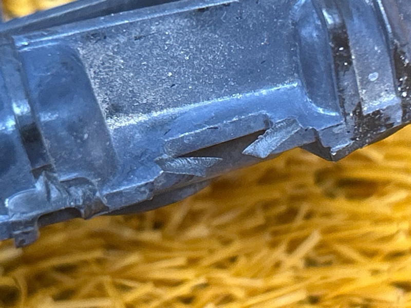 крепление бампера, 1300 рублей, Красноярск