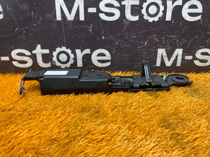 Доводчик крышки багажника, 5000 рублей, Красноярск