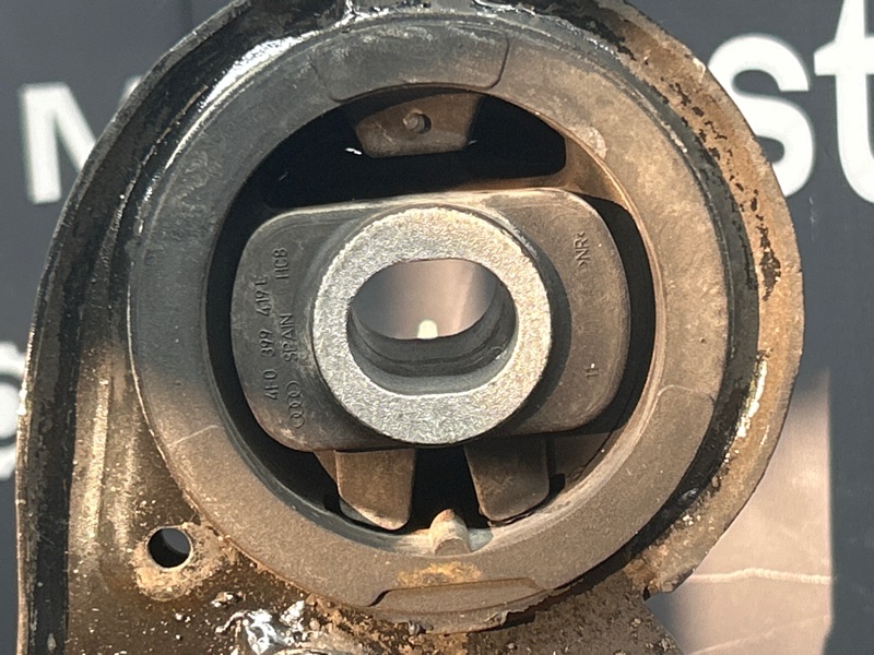 Балка поперечная (подрамник), 7000 рублей, Красноярск