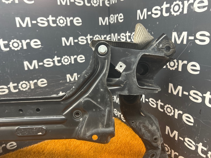 Балка поперечная (подрамник), 2000 рублей, Красноярск