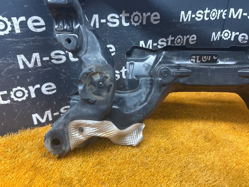 Балка поперечная (подрамник), 2000 рублей, Красноярск