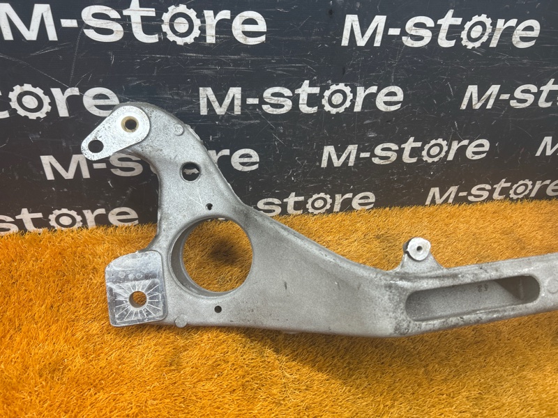 Кронштейн подушки двигателя, 900 рублей, Красноярск