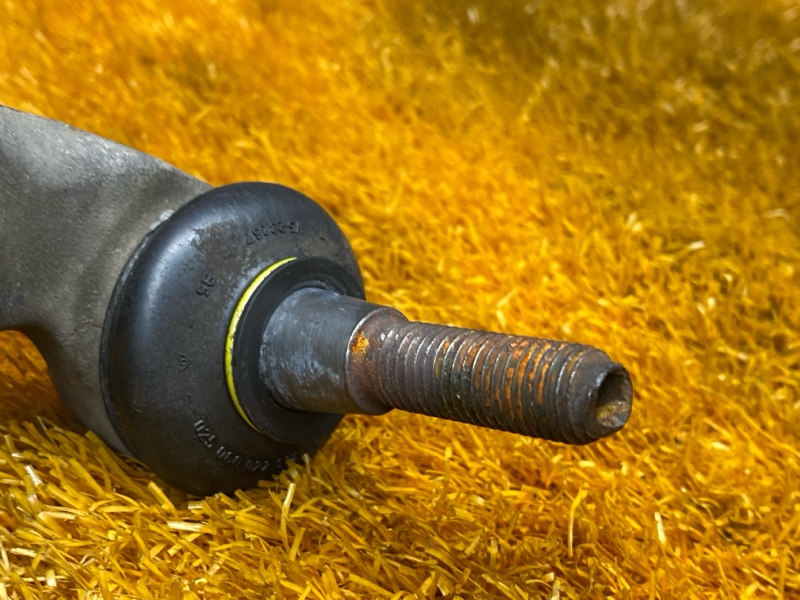 тяга рулевая, 1000 рублей, Красноярск