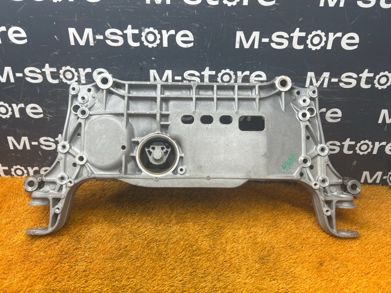 Балка поперечная (подрамник), 4000 рублей, Красноярск