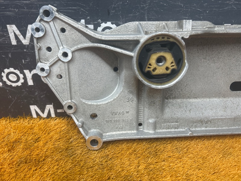 Балка поперечная (подрамник), 3000 рублей, Красноярск