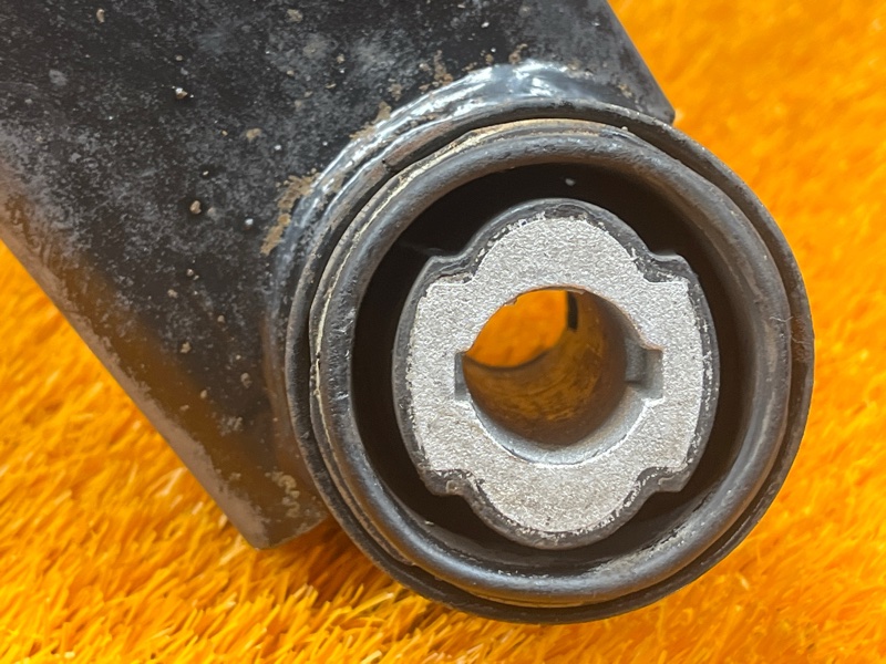 Балка поперечная (подрамник), 5000 рублей, Красноярск