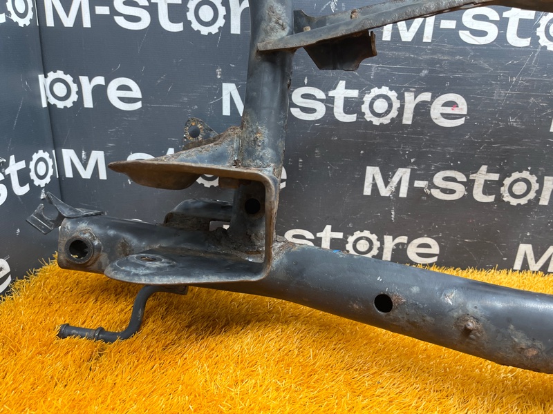 Балка поперечная (подрамник), 5400 рублей, Красноярск