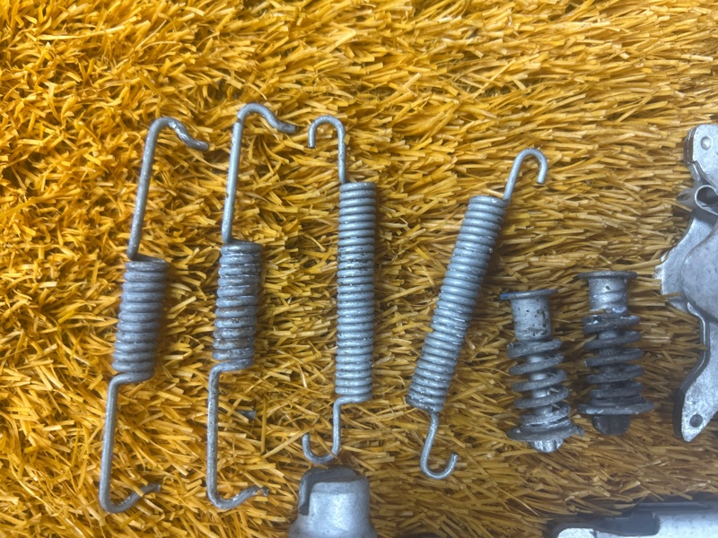 Механизм колодок ручника, 900 рублей, Красноярск