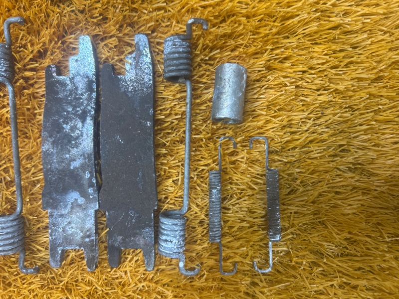 Механизм колодок ручника, 1400 рублей, Красноярск