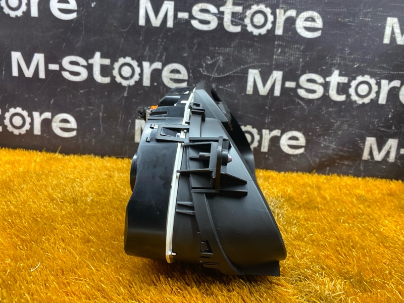 щиток приборов, 2000 рублей, Красноярск