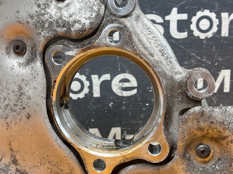 кулак поворотный, 1500 рублей, Красноярск