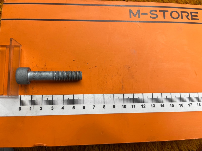 Болт привода, 400 рублей, Красноярск