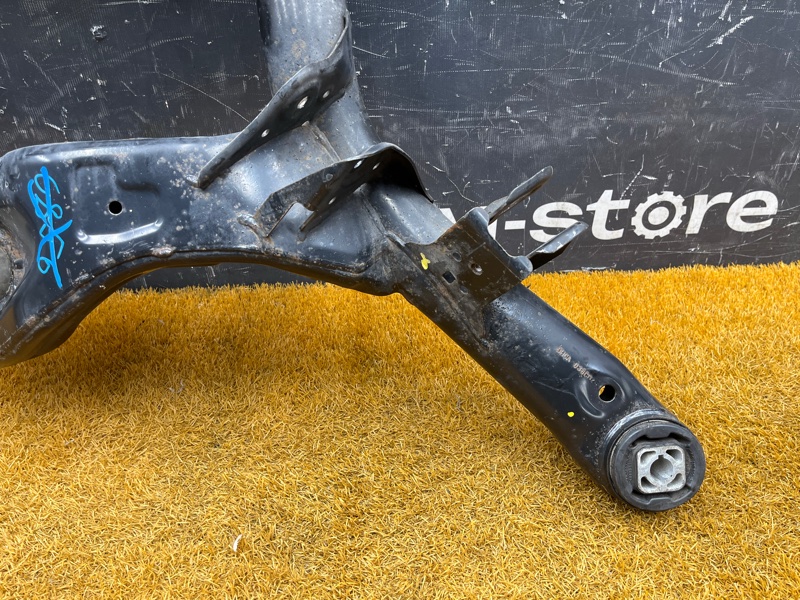 Балка поперечная (подрамник), 5000 рублей, Красноярск