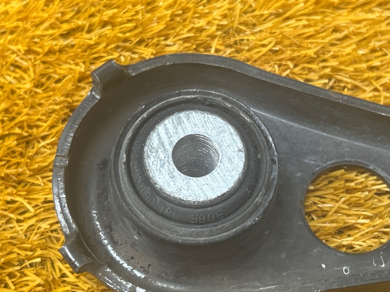 Рычаг подвески нижний, 1000 рублей, Красноярск