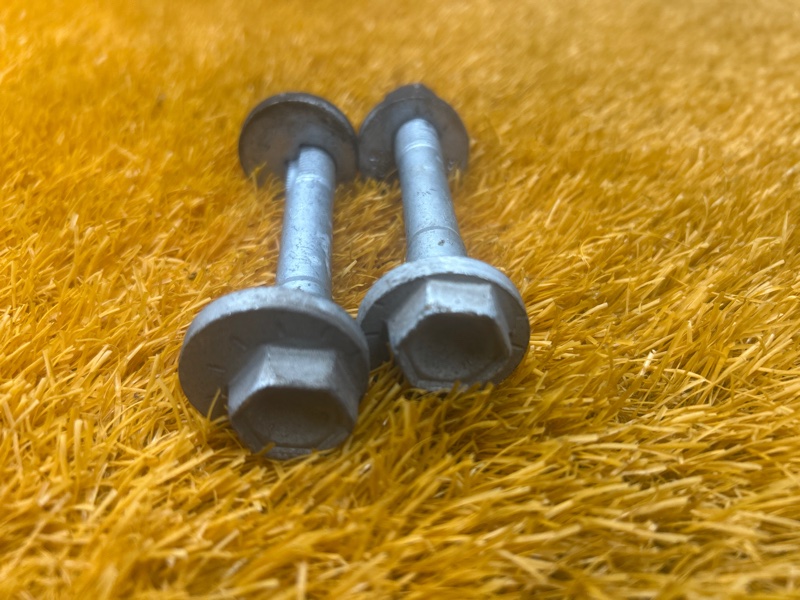 Болт развальный, 600 рублей, Красноярск