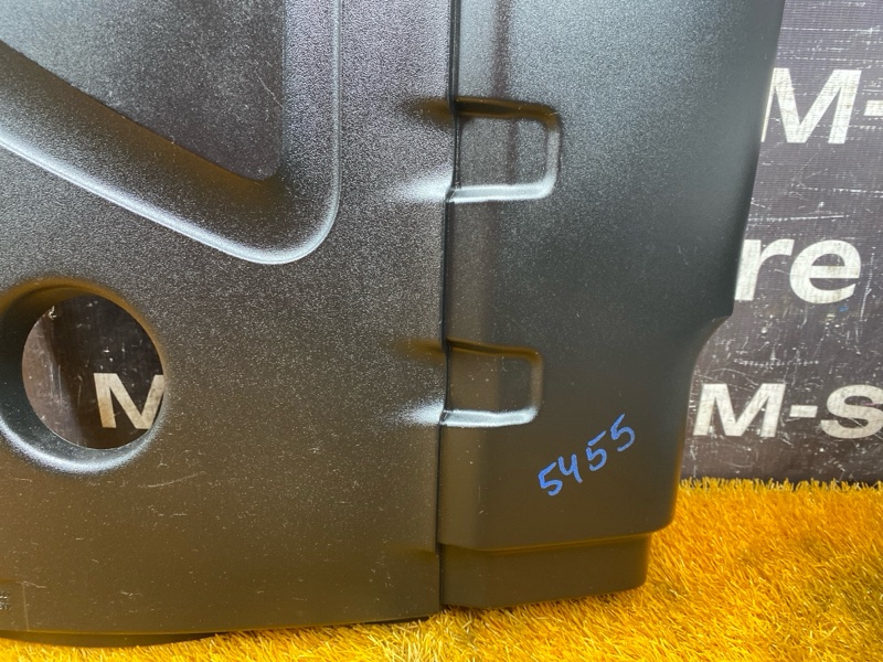 крышка двигателя, 2000 рублей, Красноярск