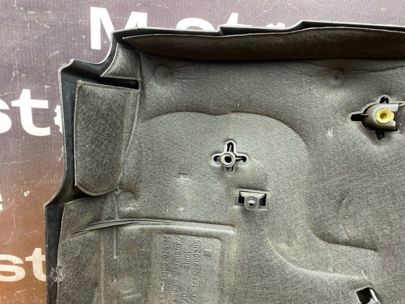 крышка двигателя, 2000 рублей, Красноярск